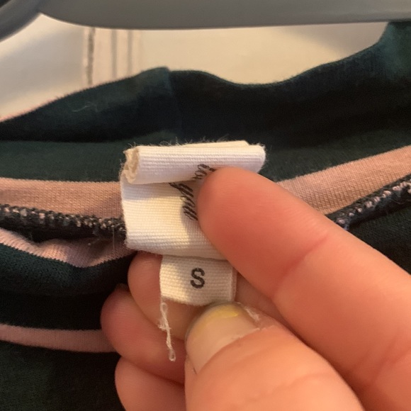 Smoking Lily Mock Neck Shirt - Picture 3 of 3